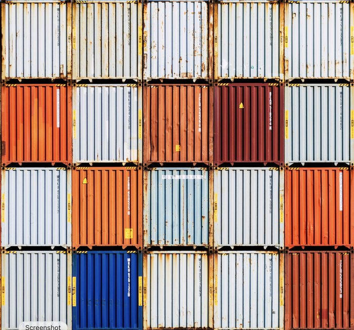 Colourful shipping containers — international transport by ICTS Logistic